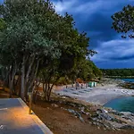 Mit Garten By Interhome פונטנה