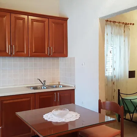 Mit Garten By Interhome *