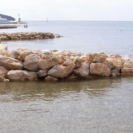 Mit Garten By Interhome Funtana